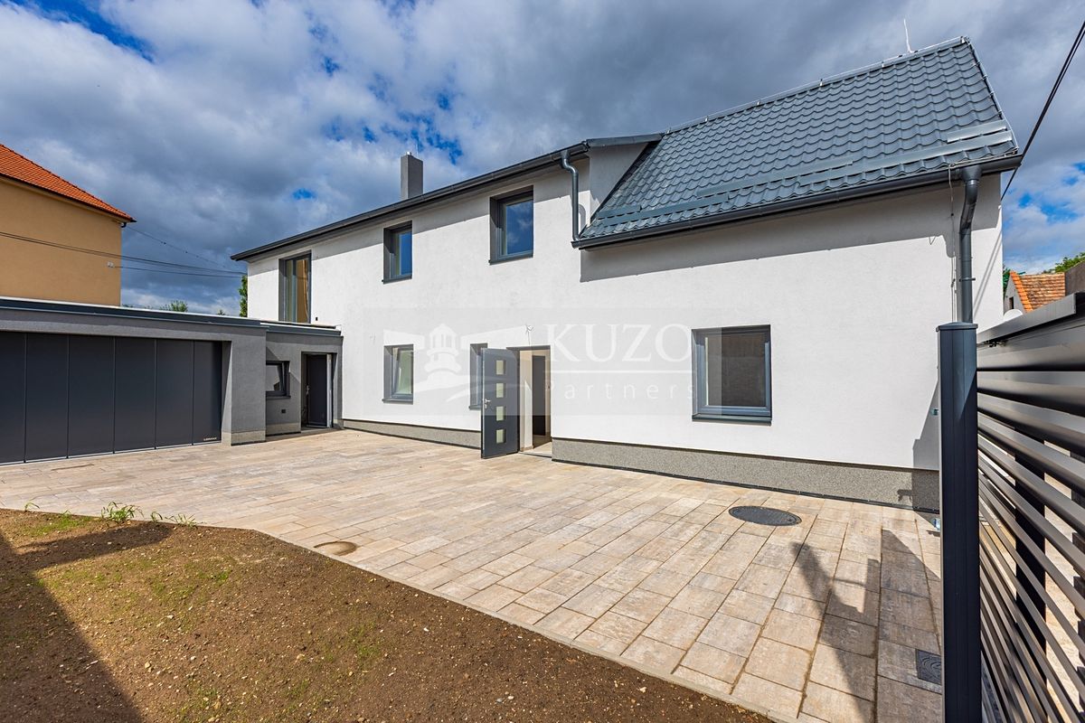 Prodej rodinného domu 186 m², pozemek 366 m²